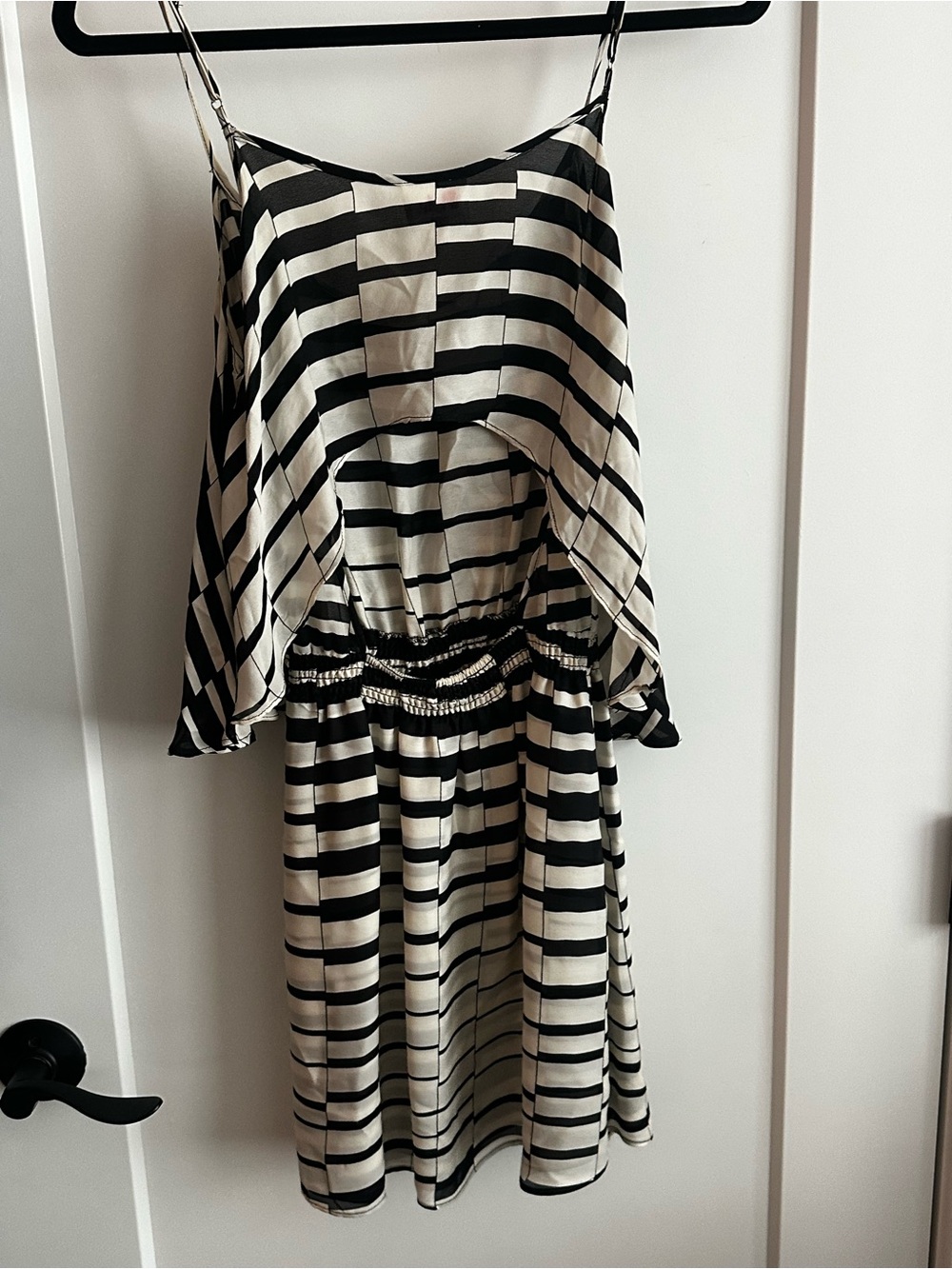Silk, Black and White Geometric Dress by Parker size S - Picture 4 of 5